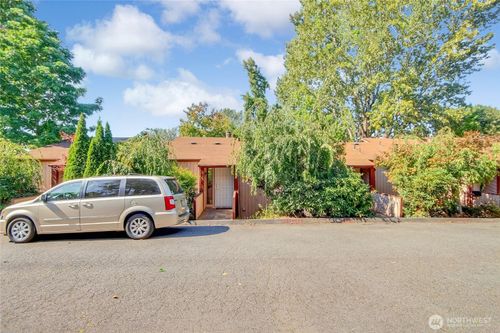 apt-20-12421 74th Ln S, Seattle, WA, 98178-4326 | Card Image