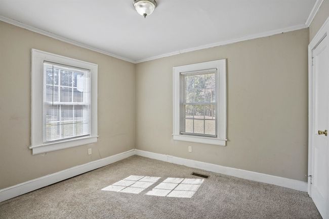 Photo 12 | Image 12