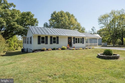 529 Salem Church Rd, STEPHENS CITY, VA, 22655-5549 | Card Image