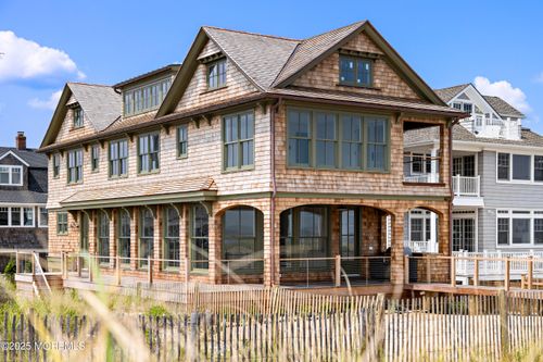 2 Mount St, Bay Head, NJ, 08742-5356 | Card Image
