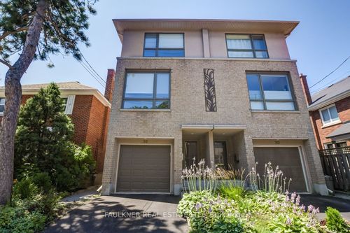 32 Leonard Ave, Ottawa, ON, K1S4T9 | Card Image