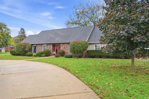 2038 Norwood Dr, Anderson, IN, 46012-1833 | Card Image