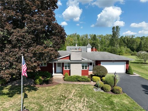 8580 Stahley Rd, East Amherst, NY, 14051-1540 | Card Image