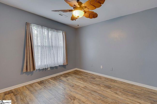 27 Enoree View Dr, Townhouse with 3 bedrooms, 3 bathrooms and null parking in Greer SC | Image 23