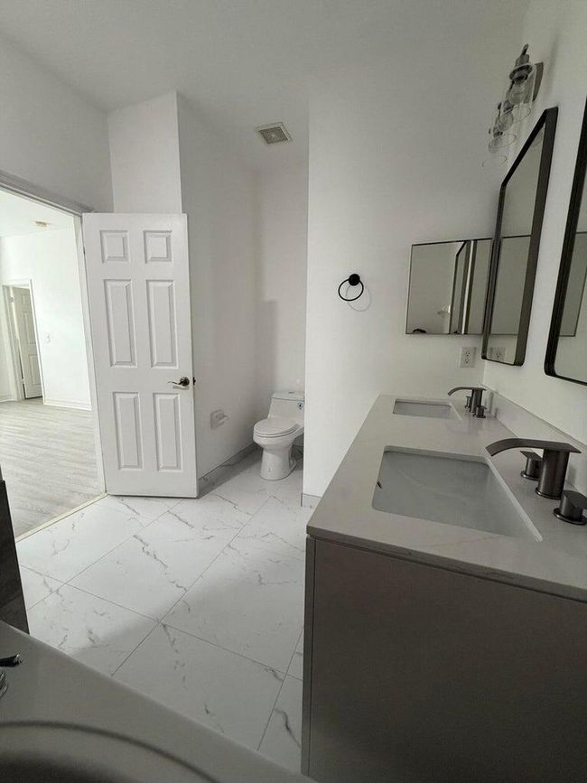 APT-102 - 108 W Pigeon Plum Dr, Condo with 3 bedrooms, 3 bathrooms and null parking in Jupiter FL | Image 14
