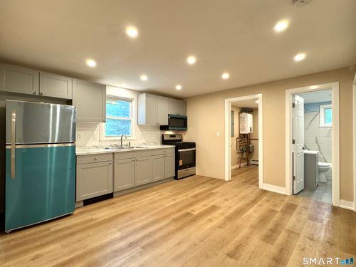 1-1248 N Main Street, Waterbury, CT, 06704 | Card Image