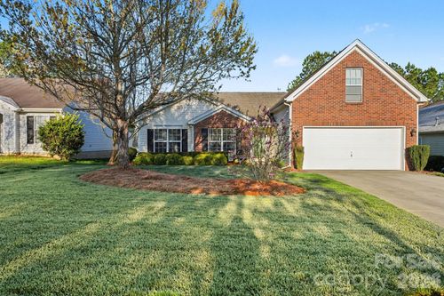 7238 Sandown Ct, Harrisburg, NC, 28075-9640 | Card Image
