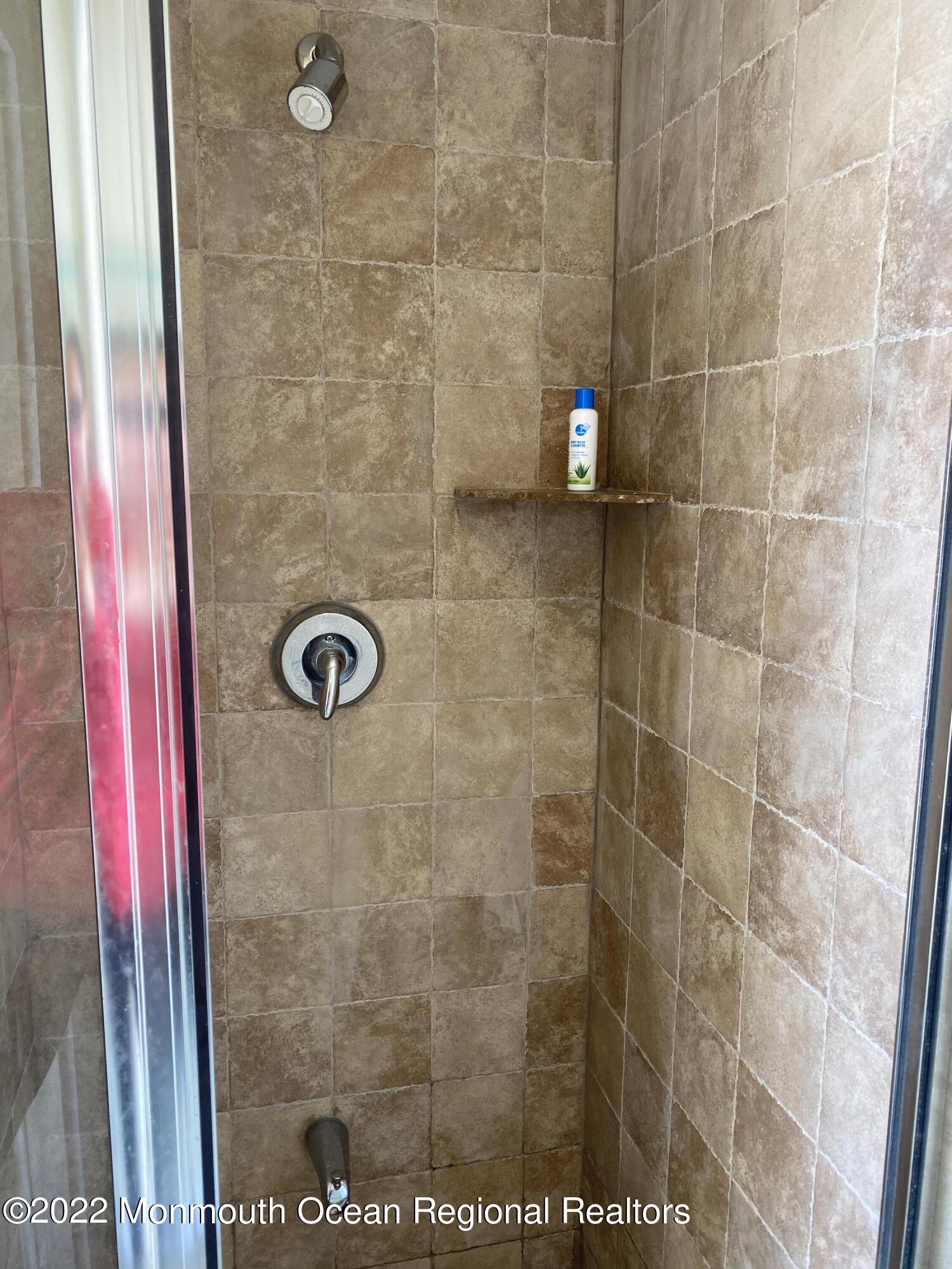 Residential Lease in Seaside Heights 4