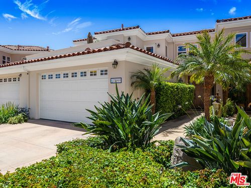 23949 De Ville Way, Malibu, CA, 90265-4894 | Card Image