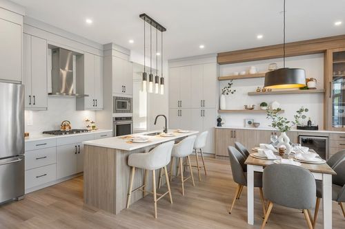 23-20645 68 Ave, Langley, BC, V2Y | Card Image