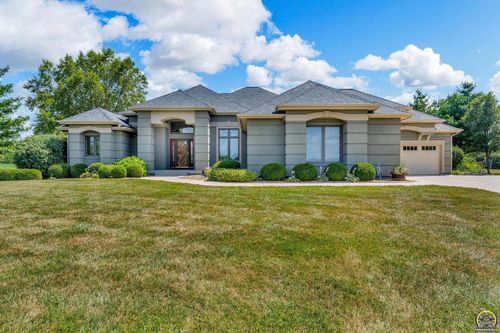 3825 Se Elm Cove Dr, Berryton, KS, 66409-9213 | Card Image