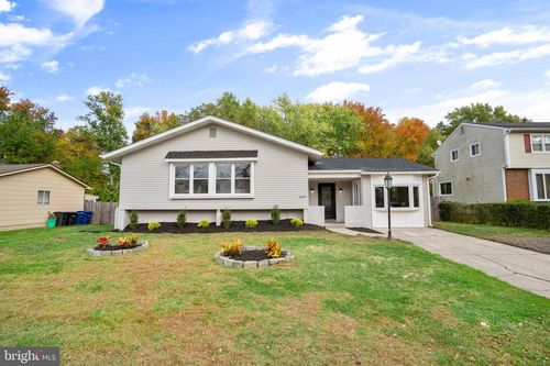 120 Canterbury Rd, MOUNT LAUREL, NJ, 08054-1420 | Card Image