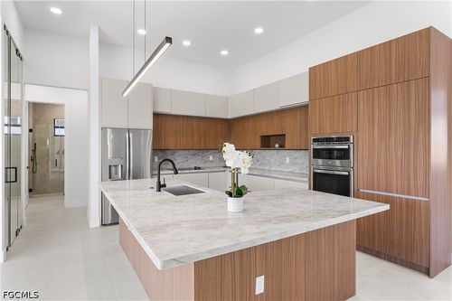 3300 1st Ter, Cape Coral, FL, 33993-6905 | Card Image