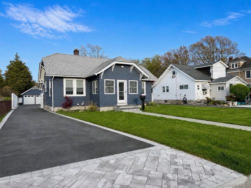 155 Jayne Ave, Patchogue, NY, 11772-2836 | Card Image