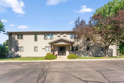 105-6601 Buckley Circle, Inver Grove Heights, MN, 55076 | Card Image
