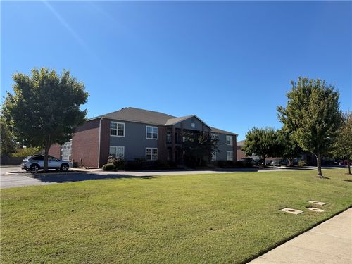 e-808 E Post Road, Rogers, AR, 72758 | Card Image
