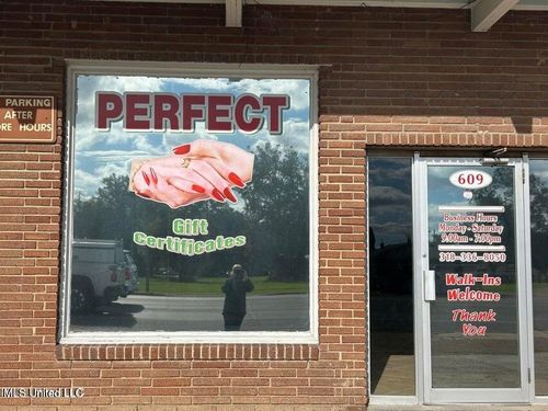 609 Carter St, Vidalia, LA, 71373-3201 | Card Image