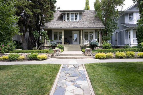 1712 25 St Sw, Calgary, AB, T3C1J6 | Card Image