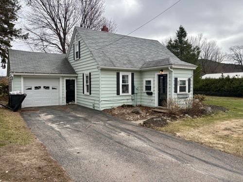 32 State St, Malone, NY, 12953-2412 | Card Image