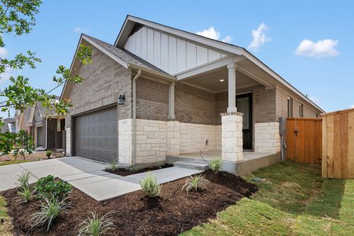 112 Lions Tail Cv, San Marcos, TX, 78666-6571 | Card Image