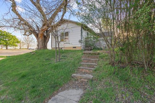 912 N Tone Ave, Denison, TX, 75020-2164 | Card Image