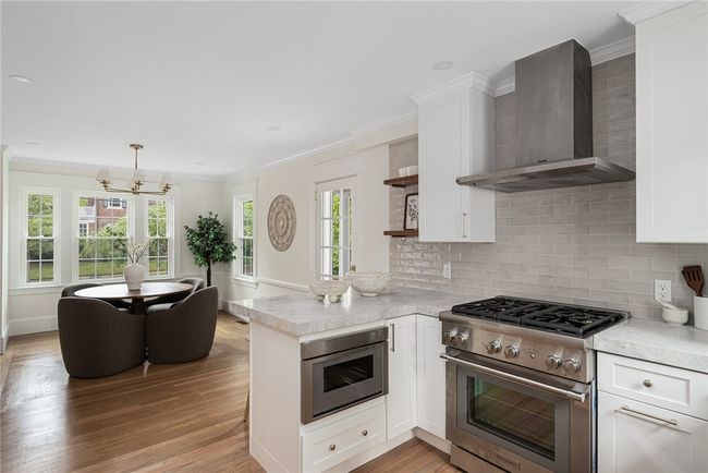 175 Freeman Pkwy, House other with 5 bedrooms, 4 bathrooms and 5 parking in Providence RI | Image 19
