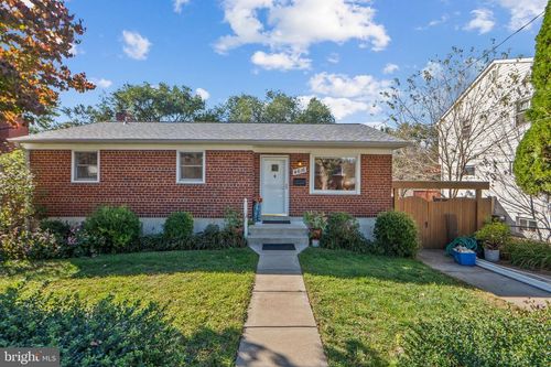 4616 Creek Shore Dr, ROCKVILLE, MD, 20852-2406 | Card Image