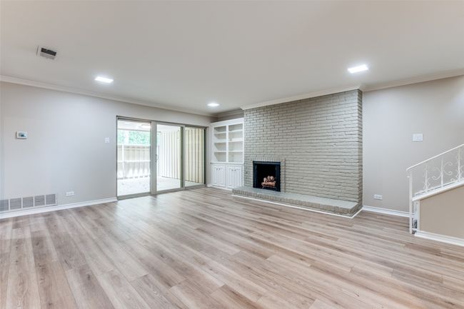 5921 Preston Rd, Home with 3 bedrooms, 3 bathrooms and null parking in Dallas TX | Image 4