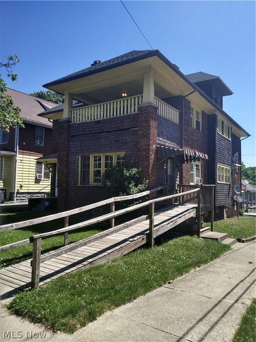 1701 Ohio Ave, Youngstown, OH, 44504-1803 | Card Image