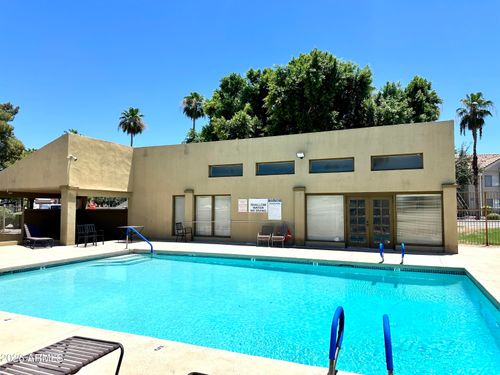 1418 W La Jolla Dr, Tempe, AZ, 85282-4464 | Card Image