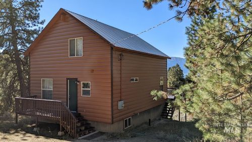 30 Mountain Air Dr, Cascade, ID, 83611 | Card Image