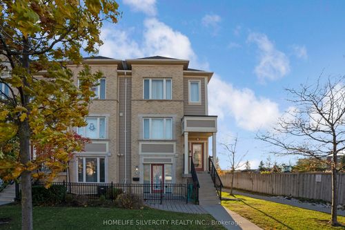 38-60 Fairwood Cir, Brampton, ON, L6R0Y6 | Card Image