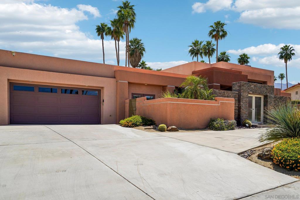 Residential in Palm Desert 2