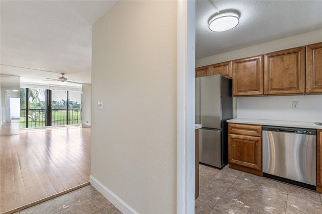APT-403A - 8900 Washington Blvd, Condo with 1 bedrooms, 2 bathrooms and null parking in Pembroke Pines FL | Image 11