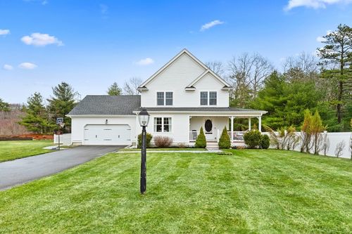 63 Christmas Tree Ln, Kingston, MA, 02364-1453 | Card Image