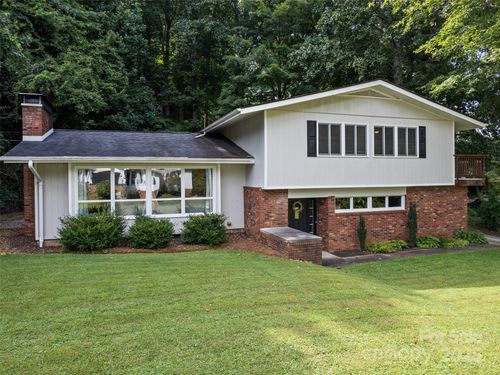 15 Belleview Rd, Waynesville, NC, 28786-1720 | Card Image