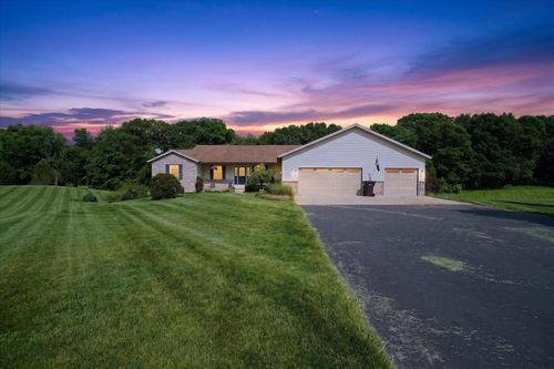 9546 Plow Point Ct Se, Alto, MI, 49302-9713 | Card Image
