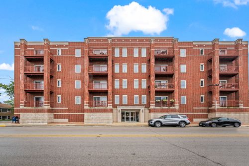 unit-202-6238 26th St, Berwyn, IL, 60402-5401 | Card Image