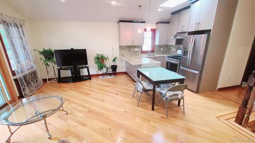 2-64-47 Dieterle Cres, Rego Park, NY, 11374-5026 | Card Image