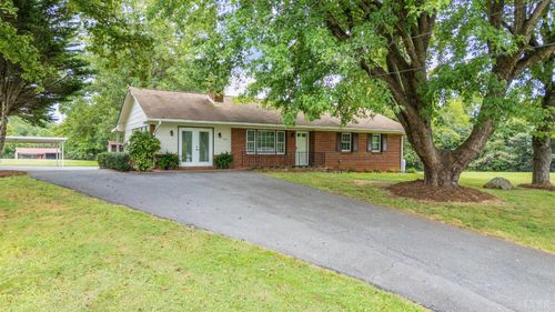 203 Ned Brown Rd, Amherst, VA, 24521-3345 | Card Image