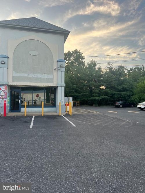 113-123 W Clements Bridge Rd, RUNNEMEDE, NJ, 08078-1969 | Card Image