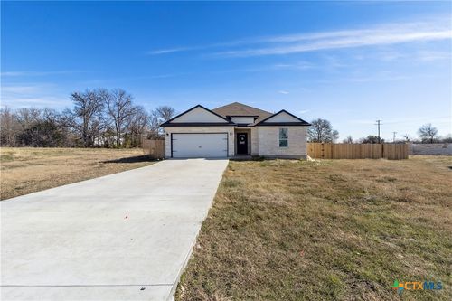 111 Lavender Cv, Dale, TX, 78616-2145 | Card Image