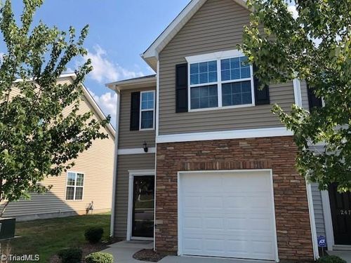 2468 Hartfield Cir, Winston Salem, NC, 27103-6801 | Card Image