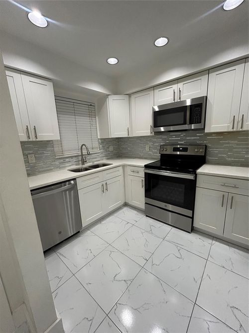 apt-e-1443 Sw 27th Ave, Boynton Beach, FL, 33426-8052 | Card Image