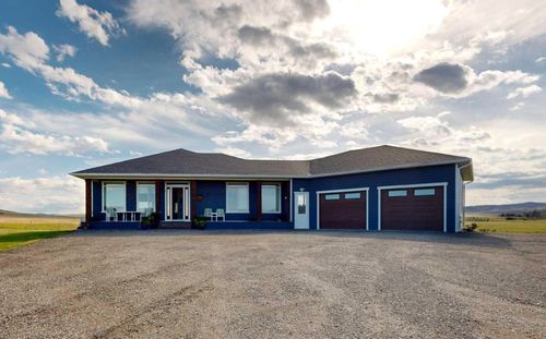 295043 722 Avenue E, Rural Willow Creek No. 26, M.d. Of, AB, T0L1R0 | Card Image