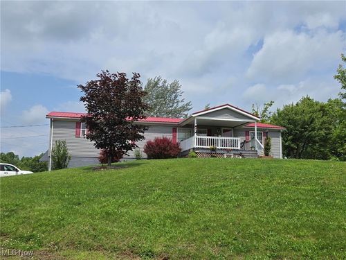 1947 N Vinegar Hill Road Ne, Mcconnelsville, OH, 43756 | Card Image