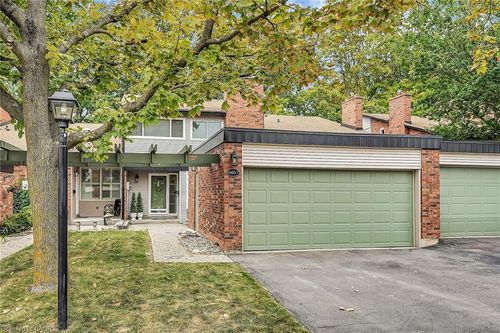 7-1560 Kerns Rd, Burlington, ON, L7P3A7 | Card Image