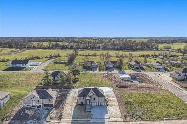 ***SIMULATED PHOTOS*** | Image 38