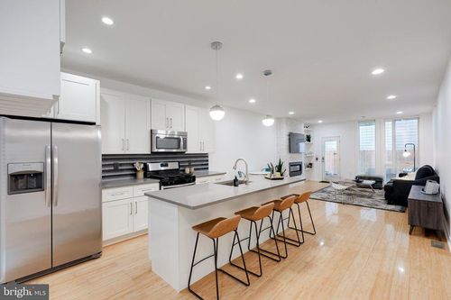 a-1815 Wylie St, PHILADELPHIA, PA, 19130-2100 | Card Image