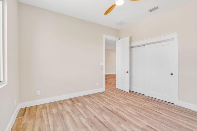 Guest Bedroom 1 | Image 26